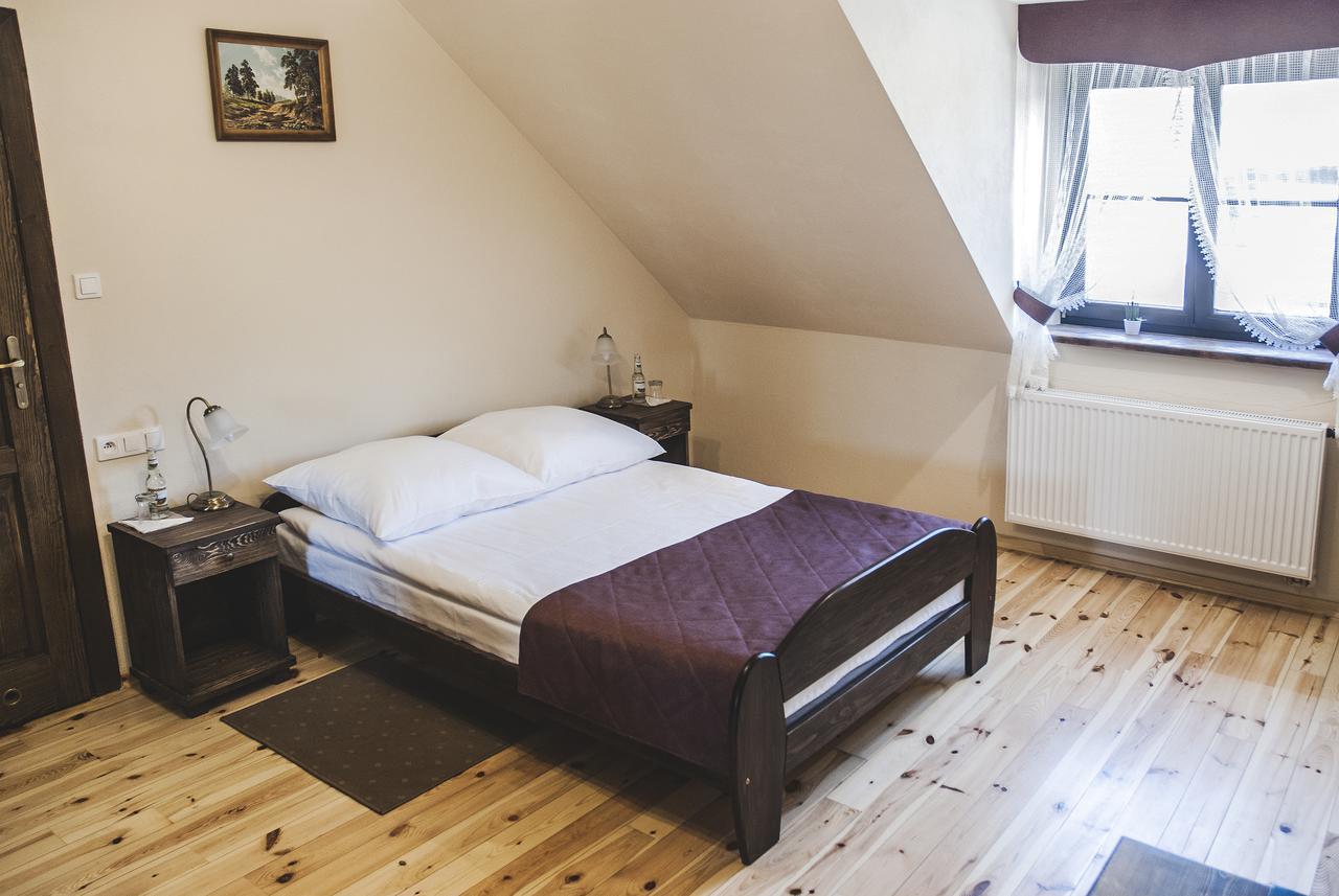 Hotel Pod Kogutkiem Krzywaczka Esterno foto