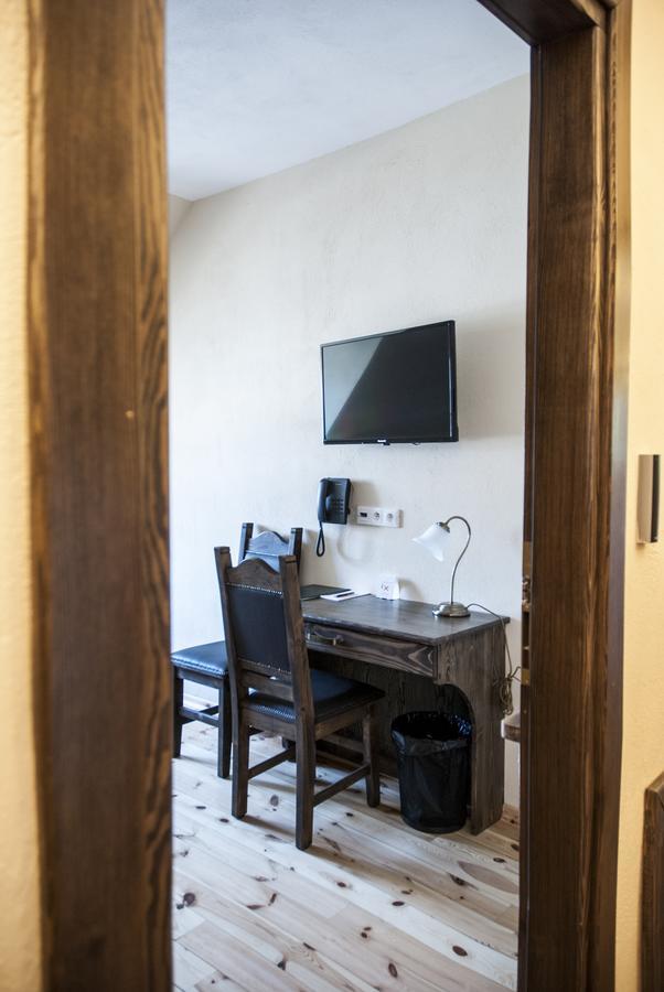 Hotel Pod Kogutkiem Krzywaczka Esterno foto